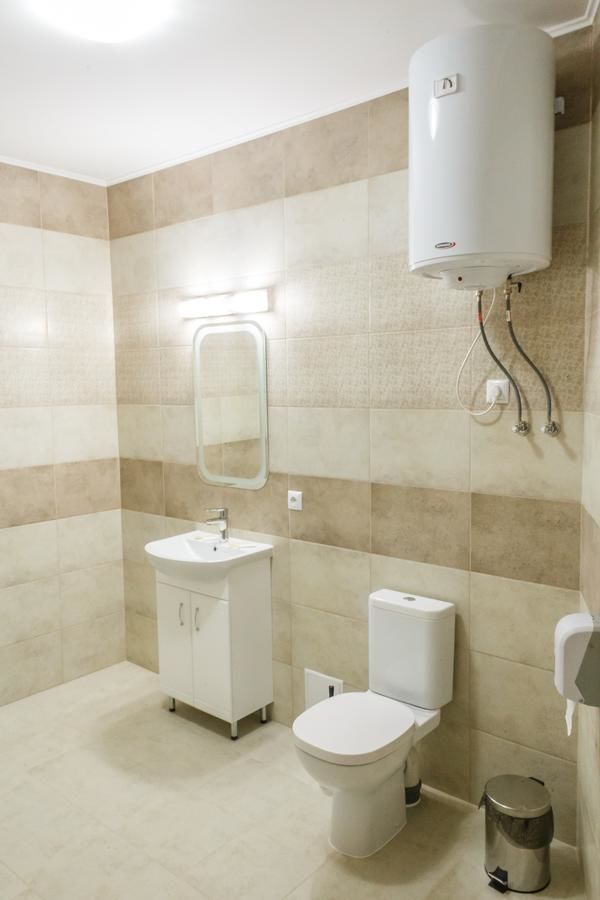 Отель Hostynnyy Dvir Стрый-14